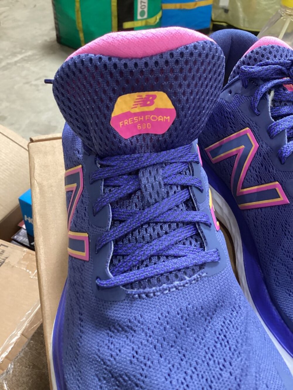 New Balance Womens Fresh Foam 680v7 W680CB7 Blue Running Shoes Sneakers - Picture 3 of 7